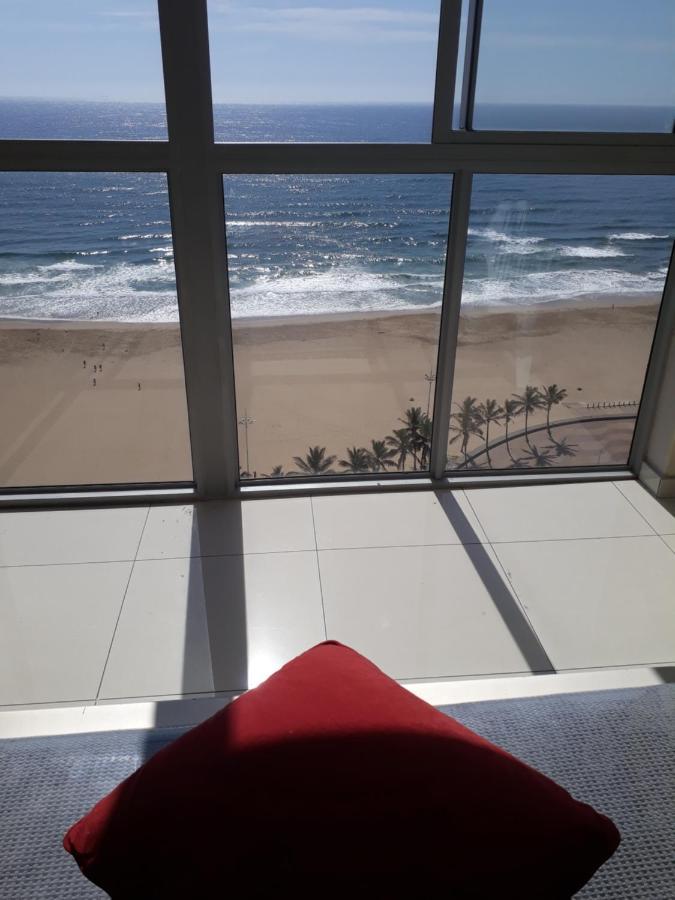 Into The Blue On The Beach Durban Exterior foto
